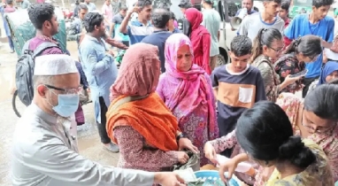 বন্যাকবলিতদের জন্য ১১ কোটি টাকা সংগ্রহ ছাত্রদের